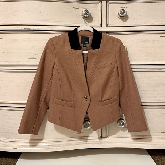 Trouvé Collarless Camel/Black Wool Blazer - Picture 2 of 10